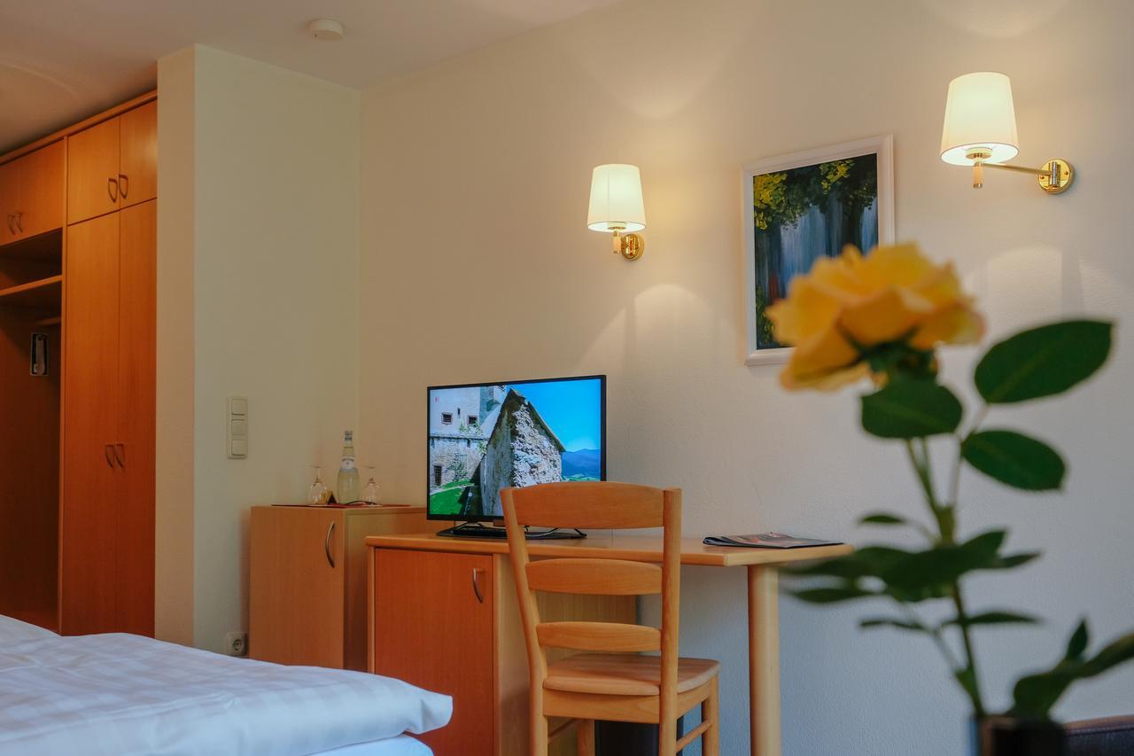 Hanken Hof Gastehaus Muller Gross Oesingen Esterno foto